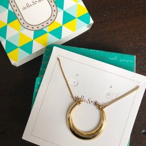 Gold double horn pendant necklace